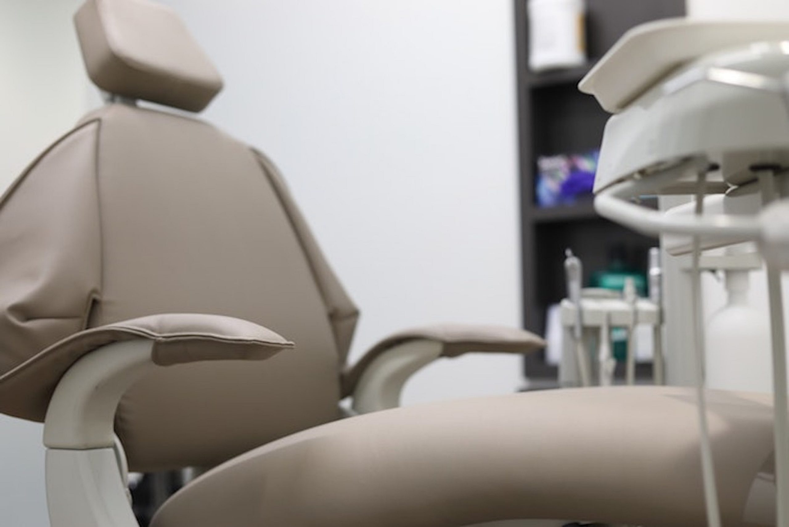 2.carechairclinicbig2